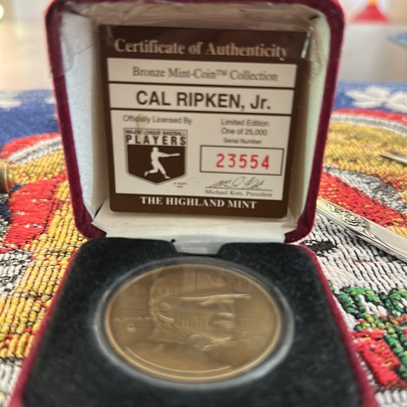 Sports lCal Ripken Jr. Baseball Legend Collectible Bronze Mint Coin - Picture 9 of 11